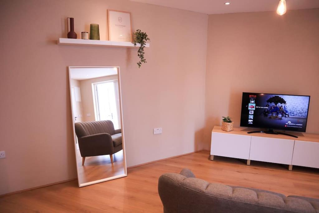 Modern Studio Apartment In Cashel Cashel  Eksteriør bilde